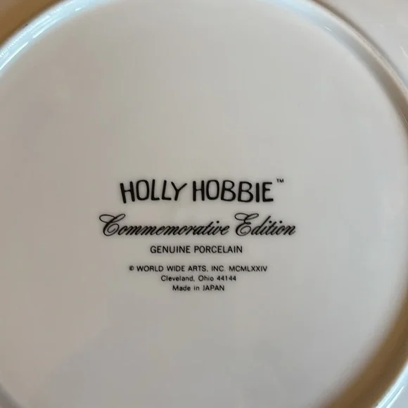 Holly Hobbie Mother’s Day Plate - Picture 7 of 8